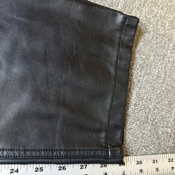 Abercrombie & Fitch 90s Ultra High Rise Straight Faux Black Leather Pants Sz 33 - Picture 5 of 7